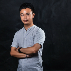 設(shè)計(jì)經(jīng)理-羅懷廣