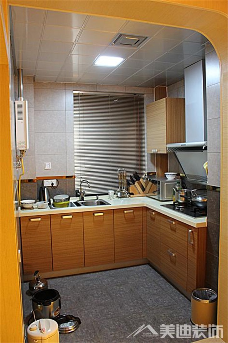 長(zhǎng)沙湘江世紀(jì)城裝修案例-廚房