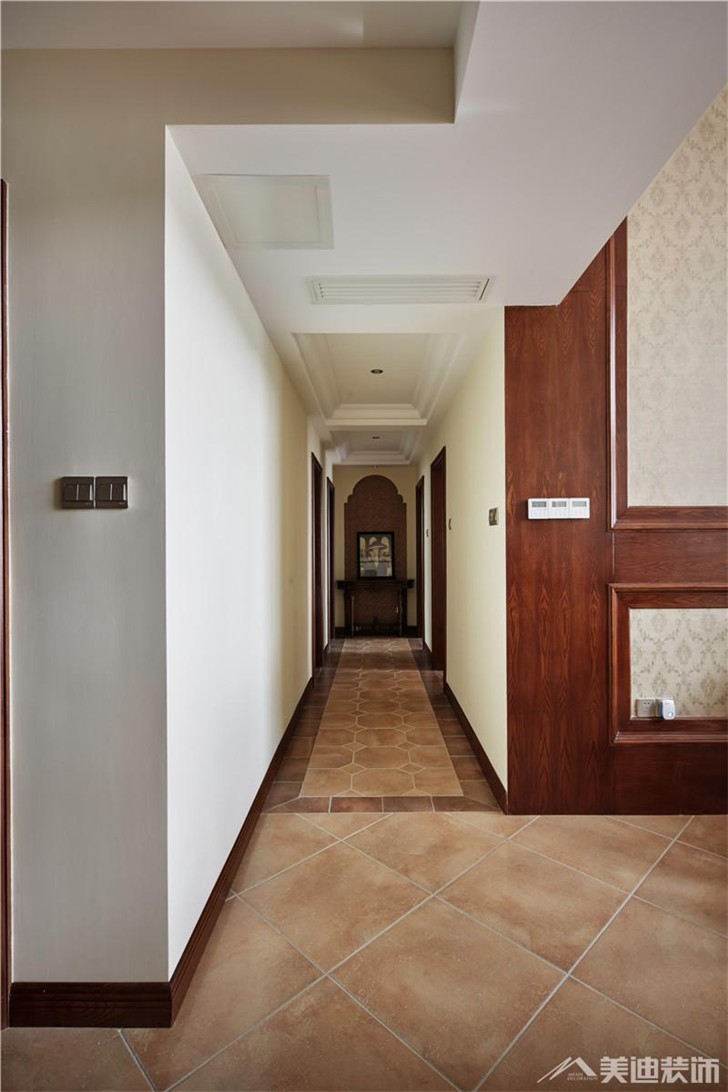長沙香樟景苑300平裝修案例-過道