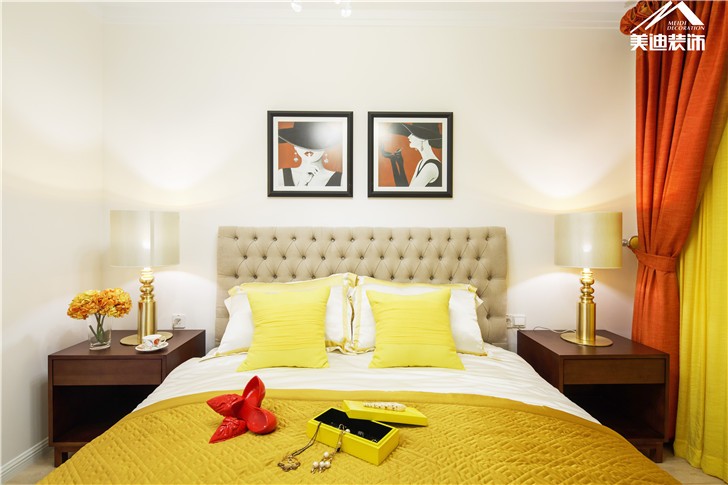 長沙北辰三角洲現(xiàn)代前衛(wèi)裝修案例圖-臥室