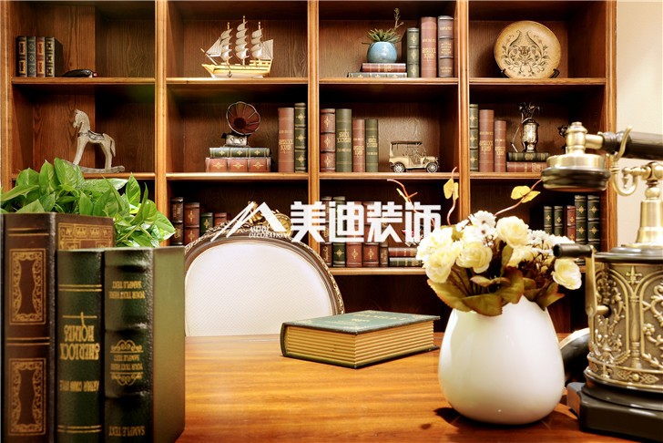 郡原美村300平美式風(fēng)裝修案例圖—書房