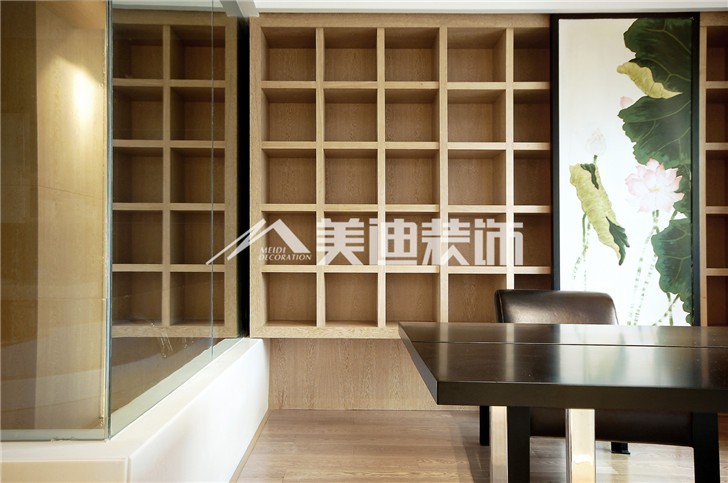 融科東南?，F(xiàn)代簡(jiǎn)約風(fēng)裝修案例圖—書房