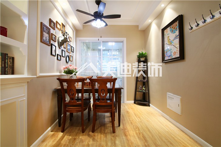 梅溪湖合能璞麗簡歐風(fēng)裝修案例圖—餐廳