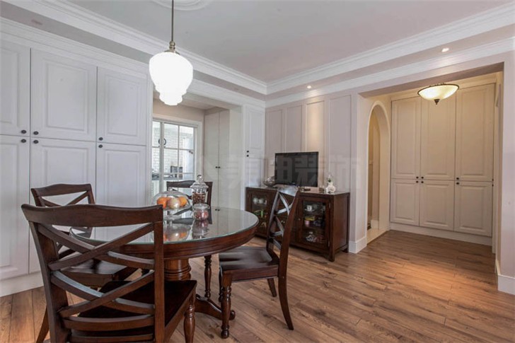 沁園春140平美式風(fēng)裝修案例圖—餐廳