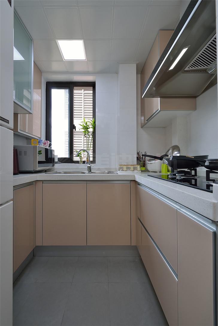 塞納公館110平現(xiàn)代裝修案例圖--廚房