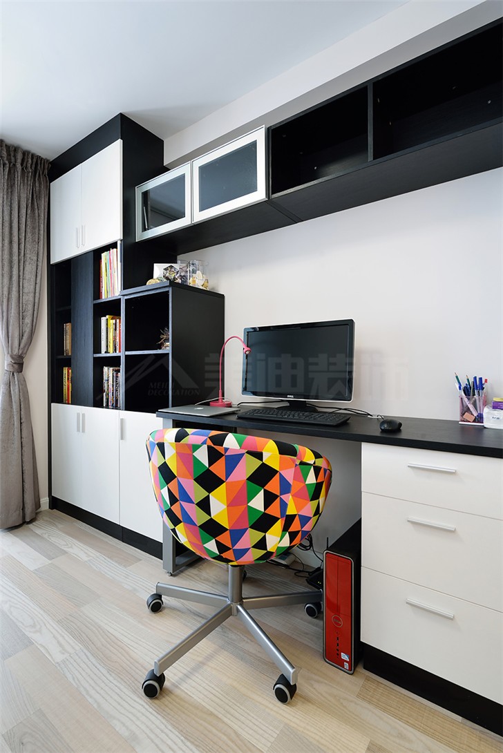 塞納公館110平現(xiàn)代裝修案例圖--廚房