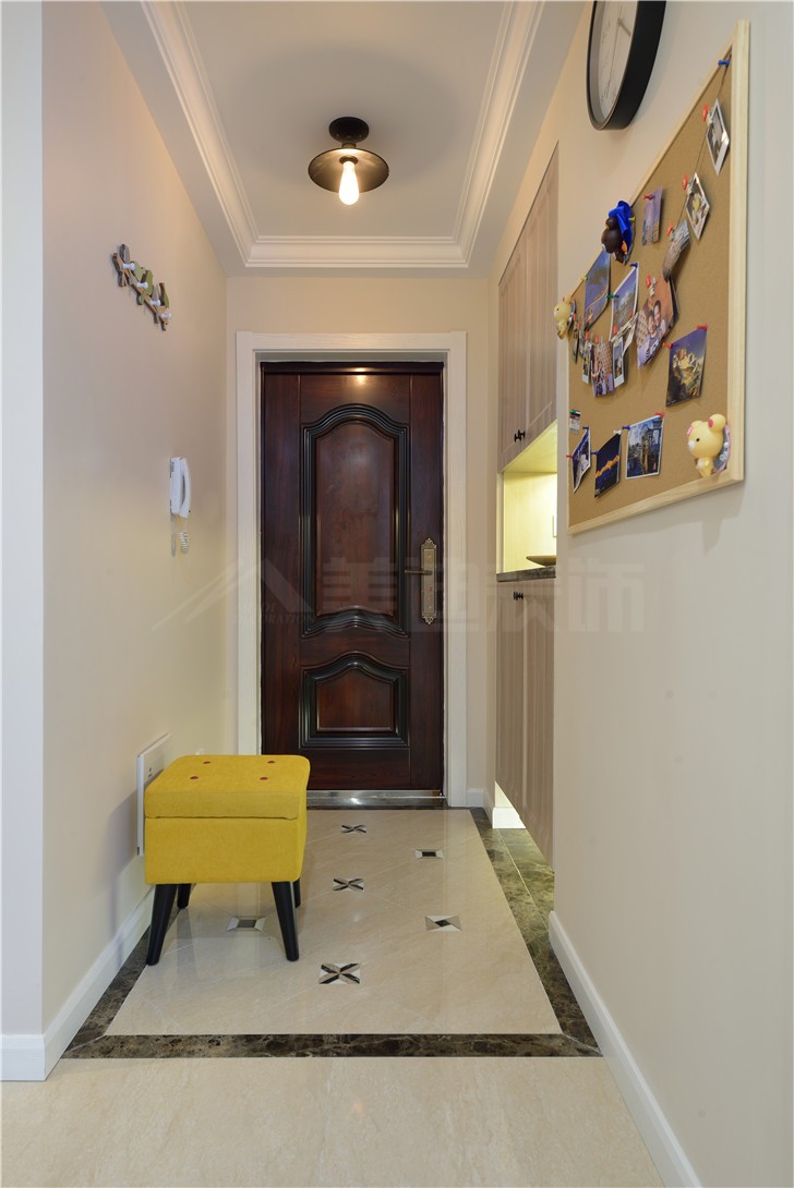 堤亞納灣133平美式風(fēng)裝修案例圖—門廳