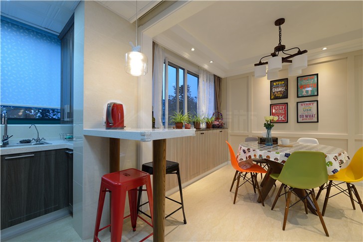 堤亞納灣133平美式風(fēng)裝修案例圖—餐廳