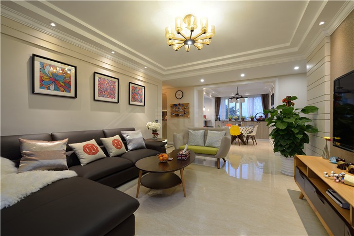 堤亞納灣133平美式風(fēng)裝修案例圖—客廳