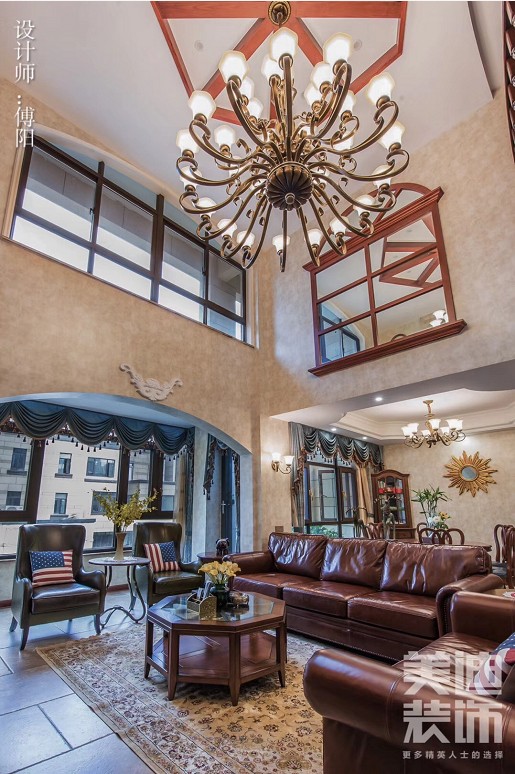 綠地之窗260平米美式風(fēng)格裝修案例實拍圖-客廳