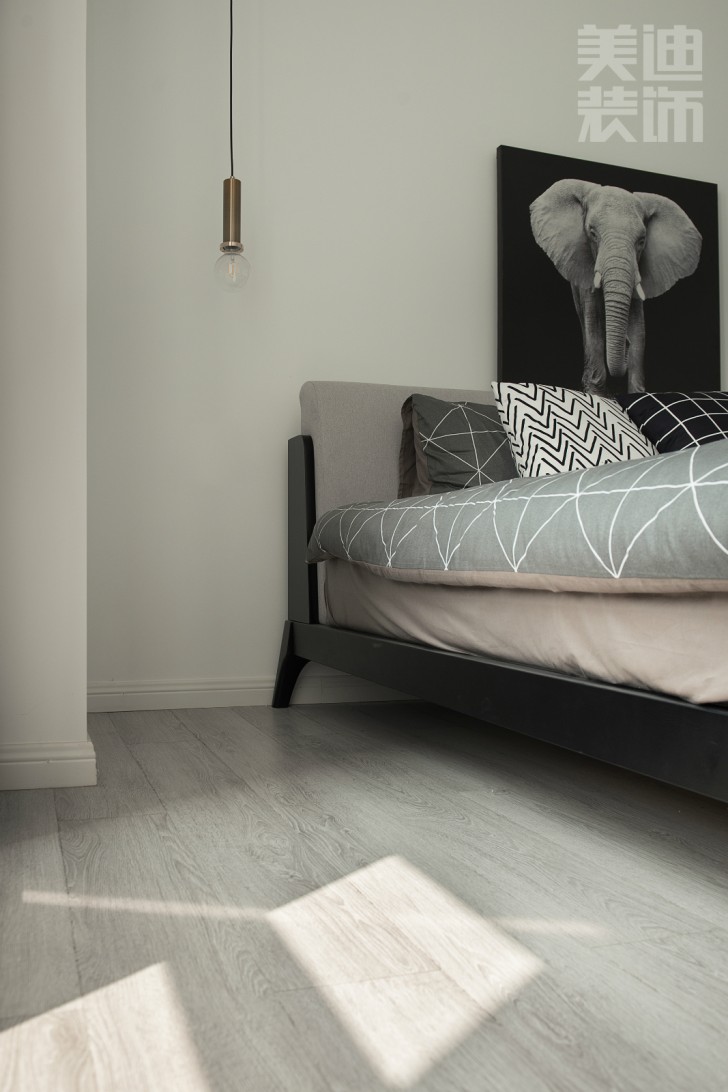 歸心苑90平現(xiàn)代簡約風(fēng)裝修案例實拍圖-臥室