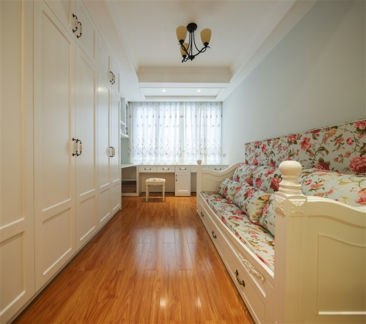 江南世家130平簡歐風(fēng)格-衣帽間