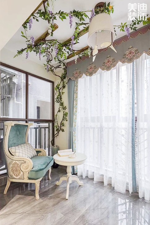 江南世界156㎡歐式案例實(shí)拍-陽(yáng)臺(tái)