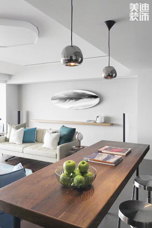 盛世豪園122㎡現(xiàn)代簡(jiǎn)約案例實(shí)拍-客廳