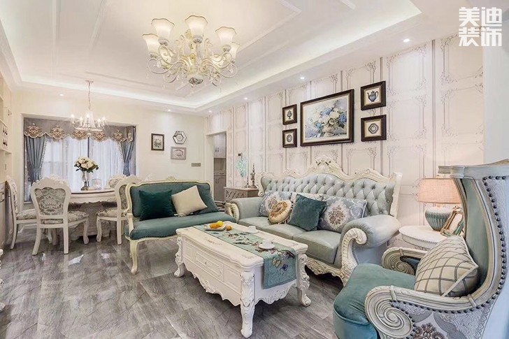 江南世界156㎡歐式案例實(shí)拍-客廳
