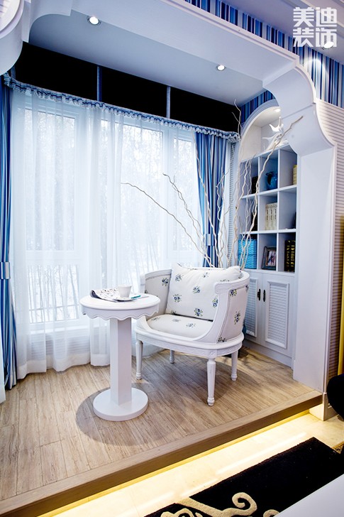 連家居民點(diǎn)130平米地中海裝修風(fēng)格效果圖--飄窗