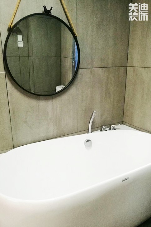 乾源國(guó)際115㎡現(xiàn)代簡(jiǎn)約裝修案例圖--衛(wèi)生間