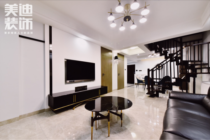 洋湖十八克拉135平現(xiàn)代簡(jiǎn)約風(fēng)裝修案例實(shí)拍圖--客廳