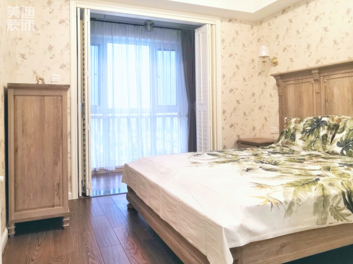 方小區(qū)128小美風(fēng)格裝修案例實(shí)拍圖--主臥