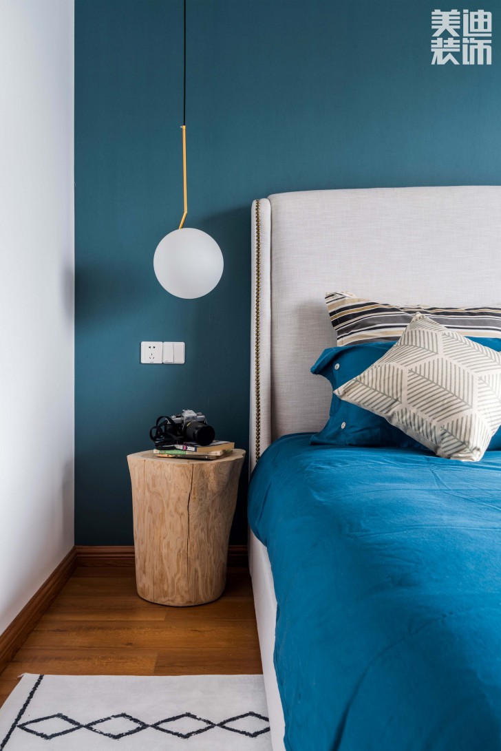 云頂梅溪湖160㎡現(xiàn)代簡約風(fēng)格裝修案例實(shí)拍圖--臥室