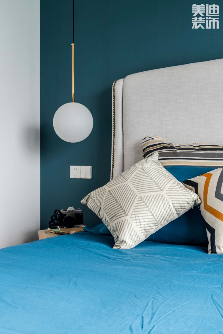 云頂梅溪湖160㎡現(xiàn)代簡約風(fēng)格裝修案例實(shí)拍圖--臥室