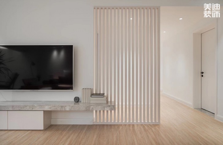 中航城140平米日式風格裝修實拍圖--客廳