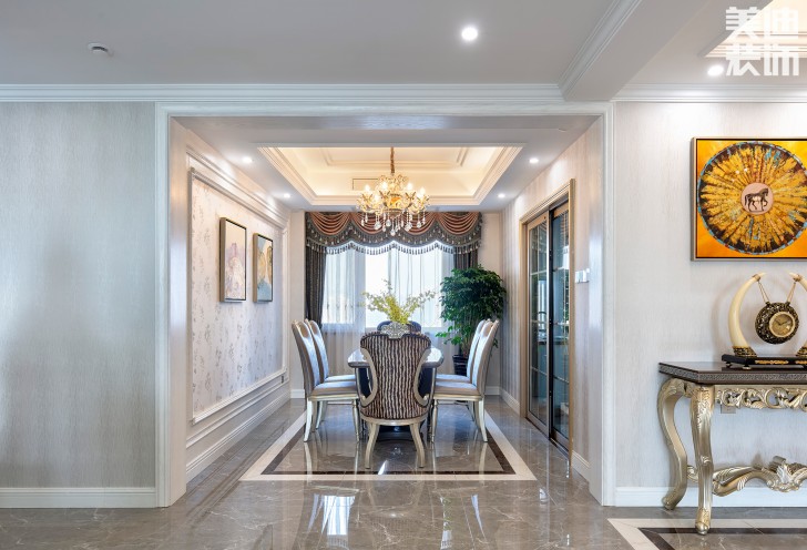 雙灣國際215平米法式輕奢風裝修案例實拍圖-餐廳