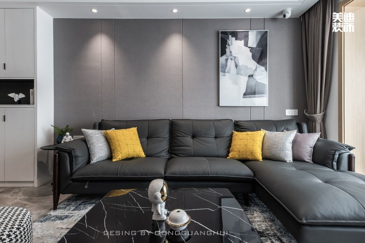 保利西海岸130㎡現(xiàn)代風(fēng)格案例實(shí)拍圖