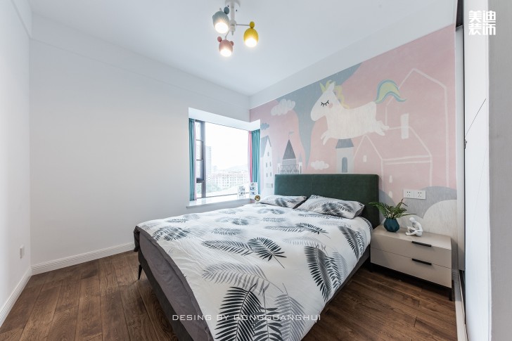 保利西海岸130㎡現(xiàn)代風(fēng)格案例實(shí)拍圖