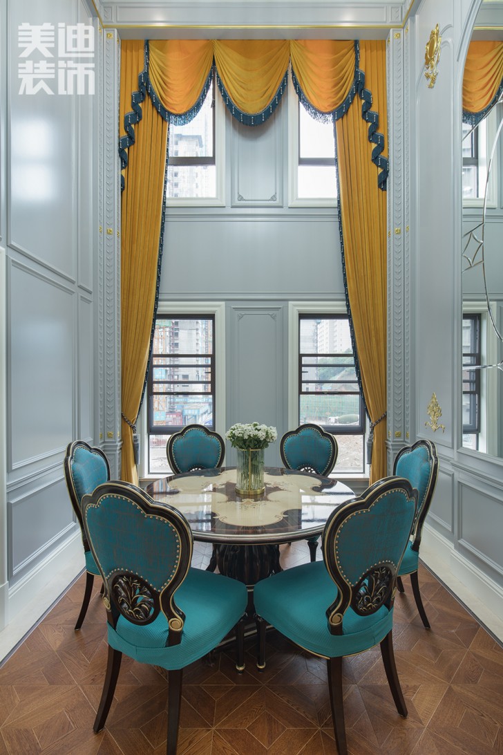 五礦沁園金城300平方米法式風(fēng)格案例效果圖--客廳