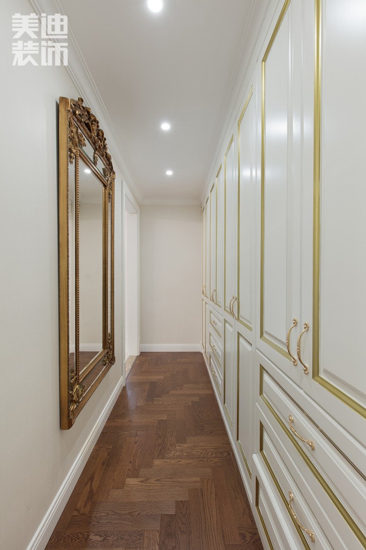 五礦沁園金城300平方米法式風(fēng)格案例效果圖--過道