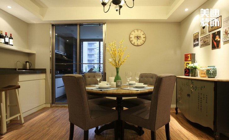 南國(guó)嘉苑140㎡簡(jiǎn)美風(fēng)格裝修實(shí)景效果圖—餐廳