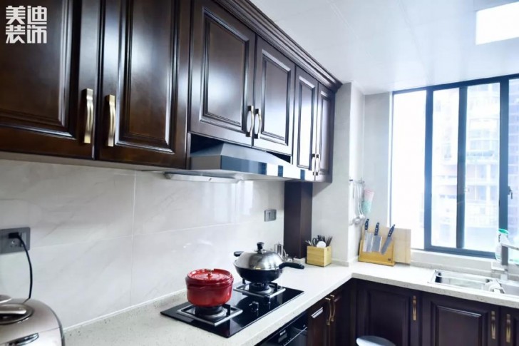 湘江豪庭220㎡現(xiàn)代簡約風格裝修效果圖-廚房